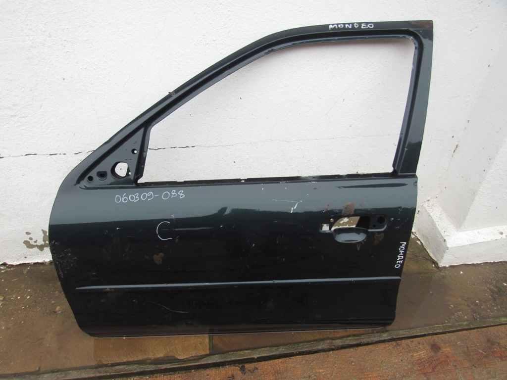 дверь передняя левая Ford Mondeo 1 поколение 1993, 2.0 л., NGA, бензин, хетчбэк 5 дв. - фото №1