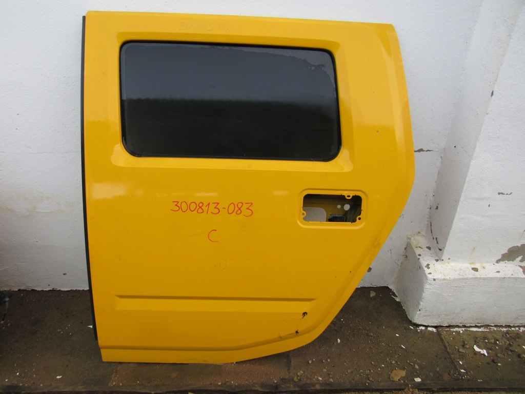 дверь задняя левая Hummer H2 1 поколение 2004, 6.0 л., LQ4, бензин, внедорожник 5 дв. - фото №1