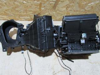 отопитель в сборе (печка) Volkswagen Touareg 2 поколение 2011, 3.0 л., дизель, внедорожник 5 дв.