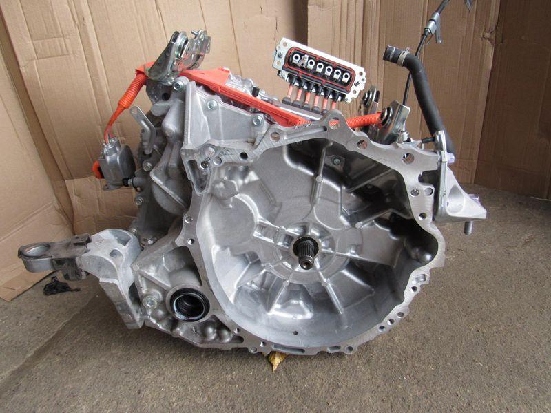 КПП автоматическая (АКПП) Toyota RAV4 5 поколение (XA50) 2020, 2.5 л., гибрид, 3090042010 - фото №1