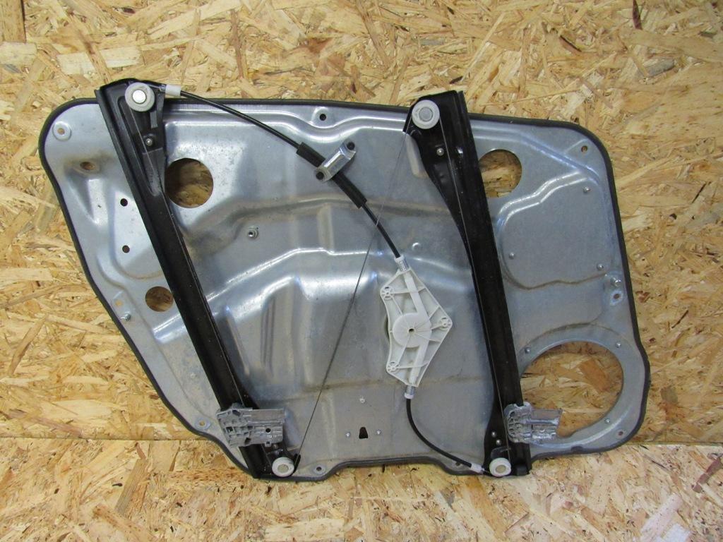 стеклоподъемник передний правый Mercedes-Benz M-Класс W164 2005, 3.0 л., OM 642.940, дизель, внедорожник 5 дв. - фото №1