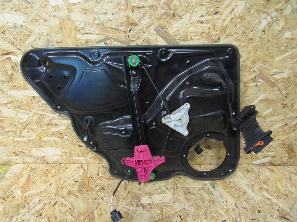 стеклоподъемник задний правый Volkswagen Passat B7 2011, 2.0 л., дизель, седан, 3AA837756 - фото №1