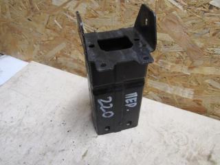 кронштейн переднего бампера Mercedes-Benz S-Класс W220 1999, 3.2 л., OM 613.960, дизель, седан