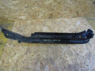 крепление крыла переднего правого Volkswagen Touareg 1 поколение [рестайлинг] 2008, 3.0 л., дизель, внедорожник 5 дв., 7L6805920B