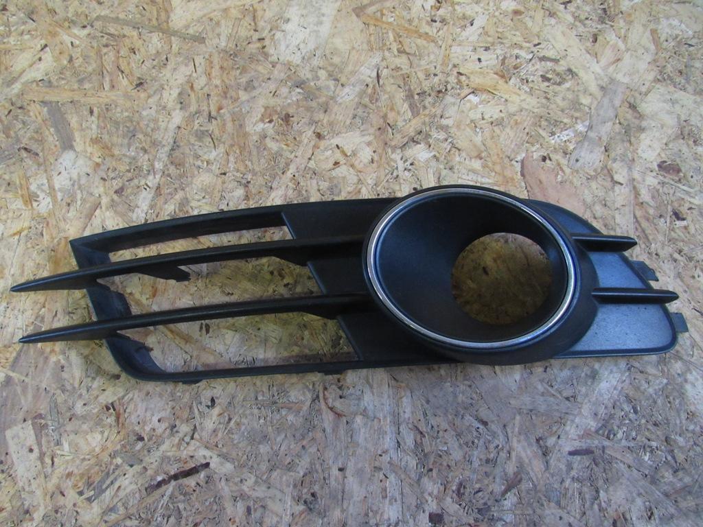 заглушка (решетка) в бампер Audi A6 4G/C7 2011, 2.0 л., дизель, седан, 4G0807681H - фото №1