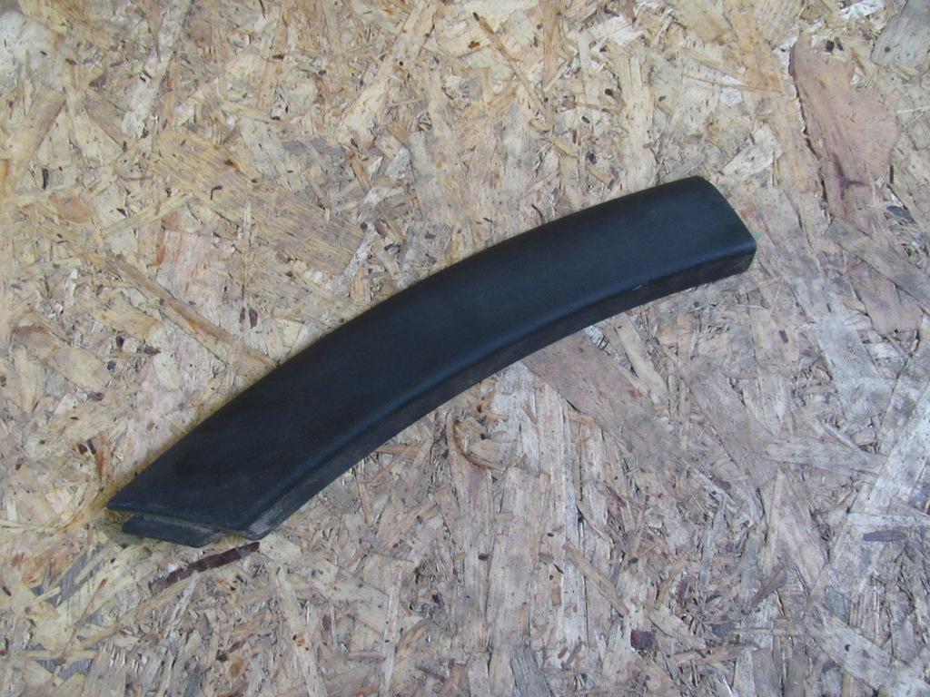 молдинг крыла заднего правого Porsche Cayenne 955 2003, 3.2 л., M02.2Y, бензин, внедорожник 5 дв., 7L5853822A - фото №1