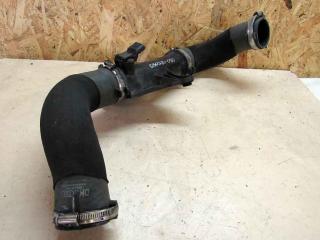 патрубок интеркулера Audi Q5 8R 2012, 2.0 л., дизель, внедорожник 5 дв.