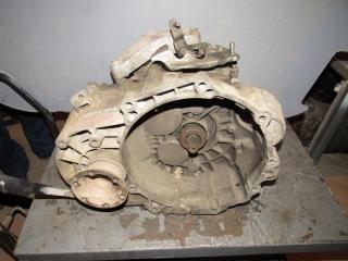 КПП механическая (МКПП) Volkswagen Passat B6 2005, 2.0 л., дизель, седан, HDV
