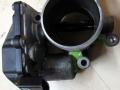 заслонка дроссельная Audi A4 B8/8K 2008, 2.0 л., дизель, седан, 03L128063T - фото №2