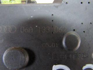 заслонка дроссельная Audi TT 8N 1998, 1.8 л., бензин, купе, 06A133062C