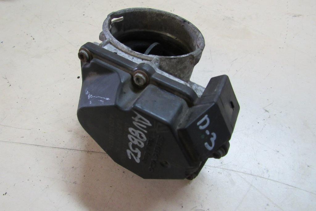 заслонка дроссельная Volkswagen Golf 5 поколение 2003, 1.9 л., дизель, хетчбэк 5 дв., 03G128063G - фото №1