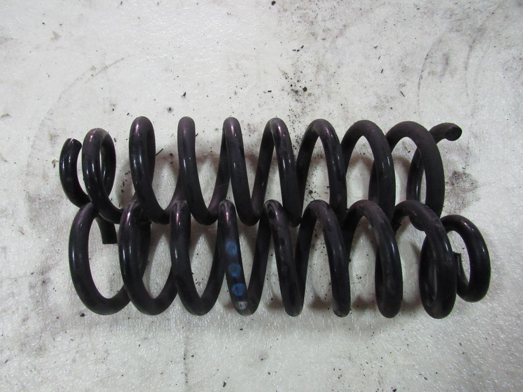 пружина задняя Mercedes-Benz E-Класс W213/S213/C238/A238 2016, 2.0 л., OM 654.920, дизель, седан - фото №1