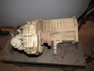 раздаточная коробка Volkswagen Touareg 1 поколение 2007, 4.2 л., BAR, бензин, внедорожник 5 дв., 0AD341011H