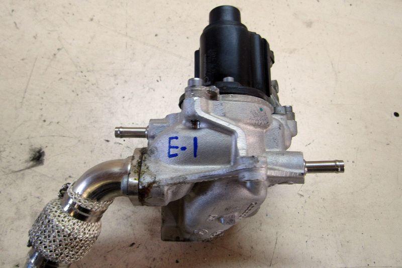 клапан EGR Audi Q7 4L 2009, 4.2 л., дизель, внедорожник 5 дв., 057131501G - фото №1