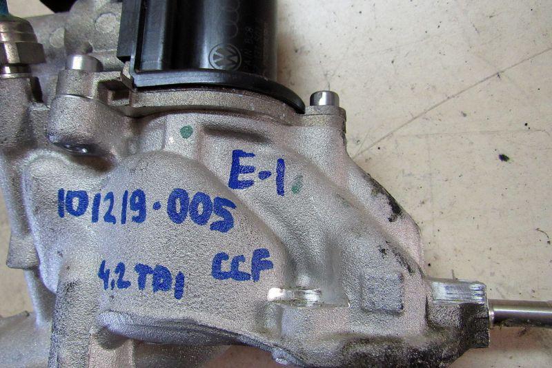 клапан EGR Audi Q7 4L 2009, 4.2 л., дизель, внедорожник 5 дв., 057131501G - фото №1