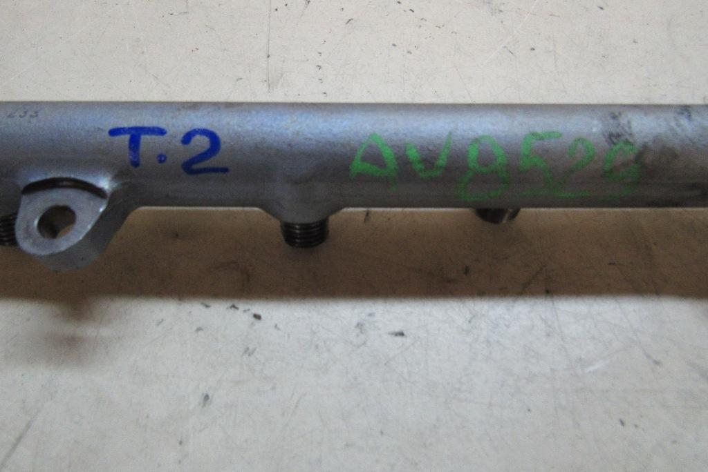 топливная рампа BMW 5 серия E60/E61 2004, 2.5 л., M57 D25 (256D2), дизель, седан, 13537799610 - фото №1