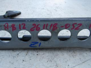 петля капота правая Audi A8 D4/4H 2011, 3.0 л., CLAB, дизель, седан, 4H0823302D