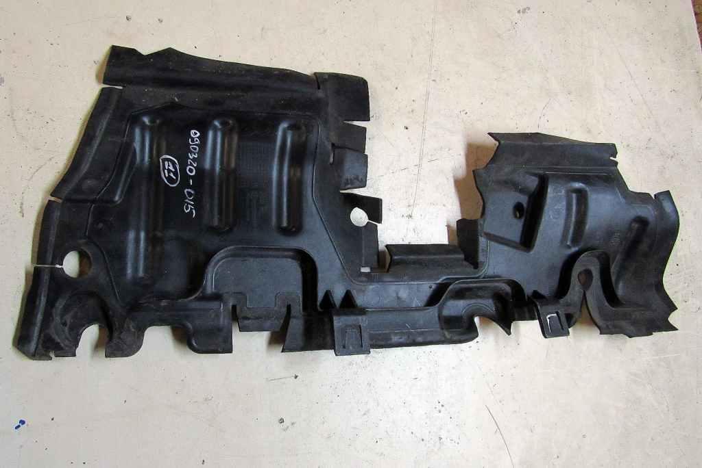 воздуховод (дефлектор) радиатора Audi A8 D4/4H 2011, 3.0 л., CLAB, дизель, седан, 4H0121283L - фото №1