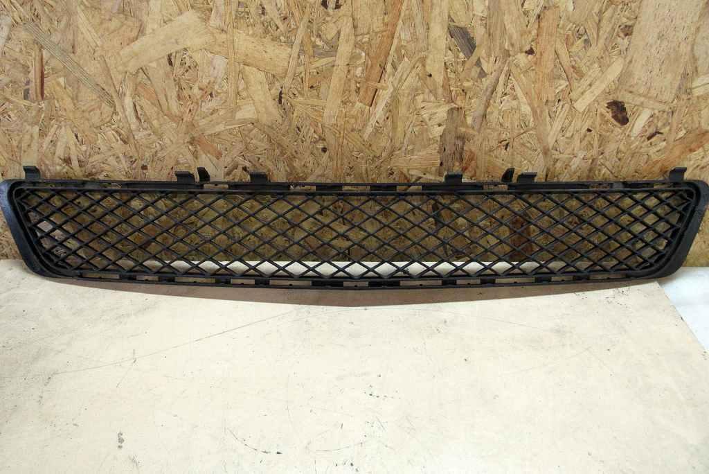 заглушка (решетка) в бампер Mercedes-Benz E-Класс W212/S212/C207/A207 2009, 2.1 л., OM 651.925, дизель, седан, 2128850523 - фото №1
