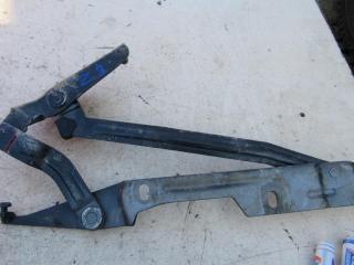 петля крышки багажника Audi 100 4A/C4 1990, 2.0 л., бензин, седан, 4A5827499A