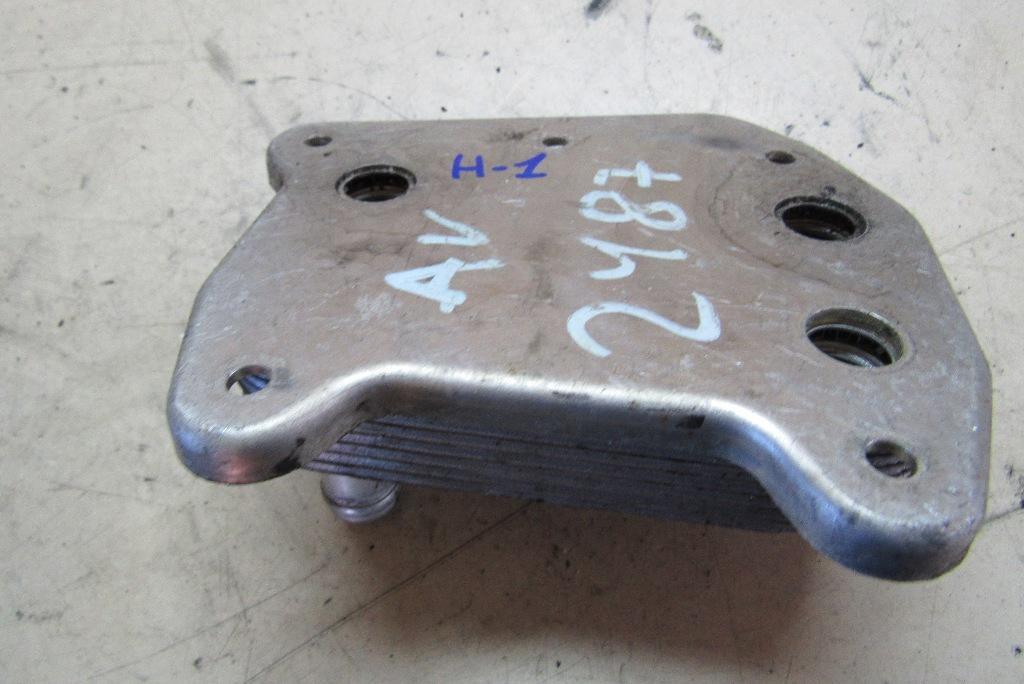 теплообменник масляного фильтра Mercedes-Benz Sprinter W901-904 2000, 2.1 л., OM 611.981, дизель, A6121880101 - фото №1