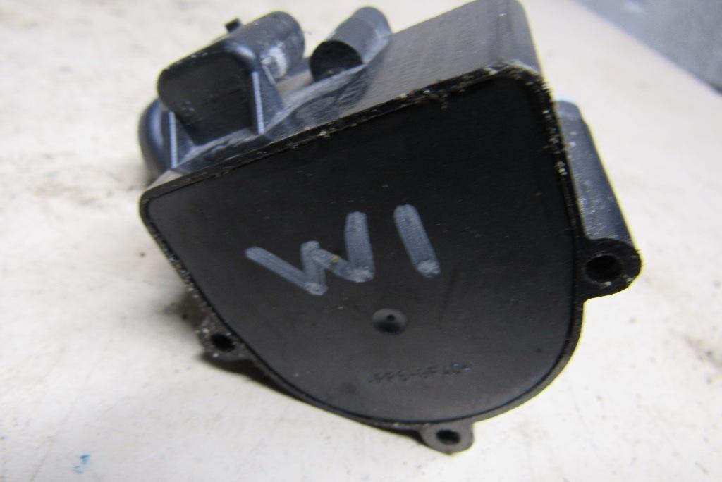 насос антифриза дополнительный Audi A4 B8/8K 2007, 3.0 л., дизель, седан, 059121012A - фото №1