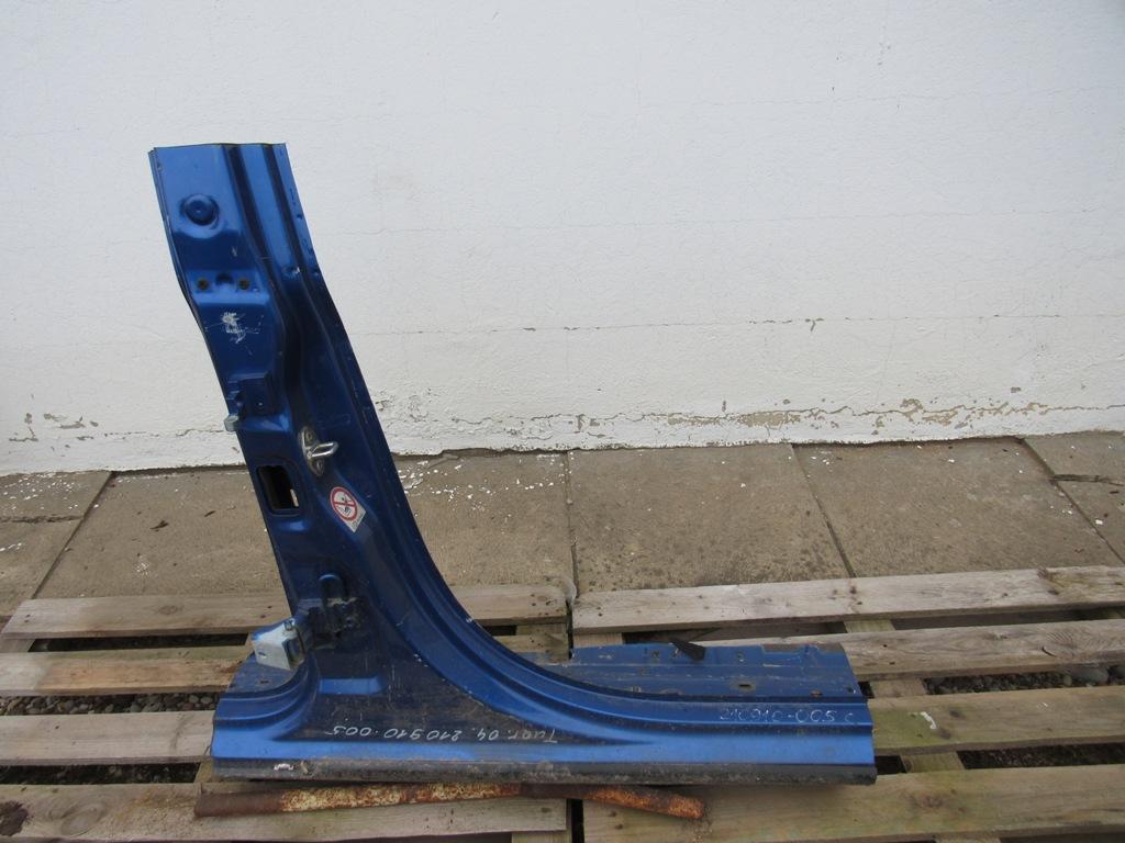 Стойка кузовная центральная правая Volkswagen Touareg 1 поколение 2002, 3.2 л., бензин, внедорожник 5 дв. - фото №1