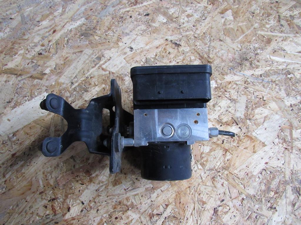 блок ABS Nissan GT-R R35 2007, 3.8 л., VR38DETT, бензин, купе, 47660JF03A - фото №1