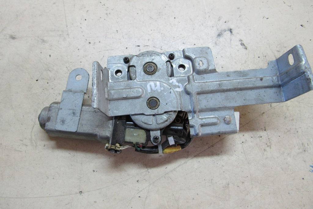 двигатель электролюка Toyota RAV4 2 поколение (XA20) 2000, 2.0 л., 1AZ-FE, бензин, внедорожник 5 дв., 85730-33010 - фото №1