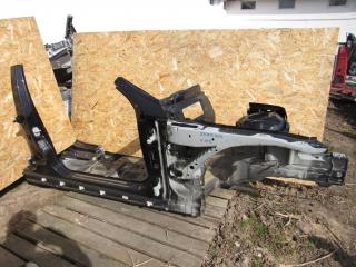 четверть передняя правая Mercedes-Benz E-Класс W212/S212/C207/A207 2009, 2.1 л., OM 651.925, дизель, седан