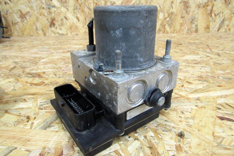 блок ABS Audi A6 4F/C6 2006, 2.8 л., BDX, бензин, седан, 4F0910517AC - фото №1