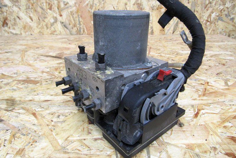 блок ABS Audi A4 B8/8K 2008, 1.8 л., CDHB, бензин, седан, 8K0907379BD - фото №1