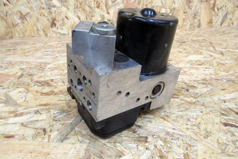 блок ABS Mercedes-Benz CL-Класс C215 2000, 5.5 л., бензин, купе, 0034318712 - фото №1