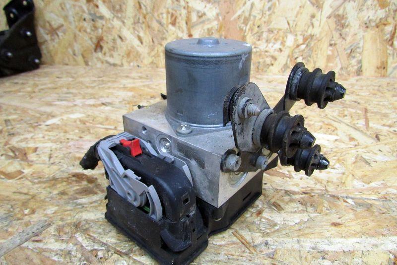 блок ABS Volkswagen Passat CC 1 поколение 2008, 1.8 л., бензин, купе, 3AA614109AQ - фото №1