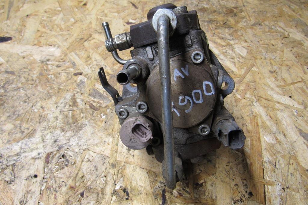 ТНВД Toyota Hilux 7 поколение 2005, 3.0 л., 5L-E, дизель, пикап, 22100-30040 - фото №1