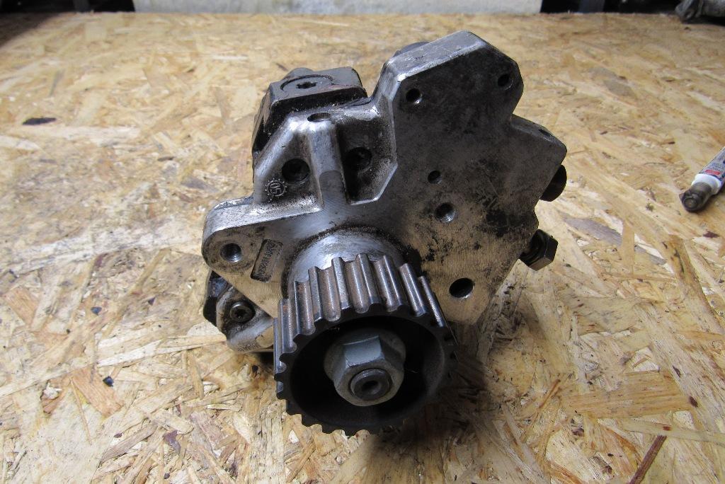 ТНВД Audi A6 4F/C6 2006, 3.0 л., ASB, дизель, седан, 059130755J - фото №1