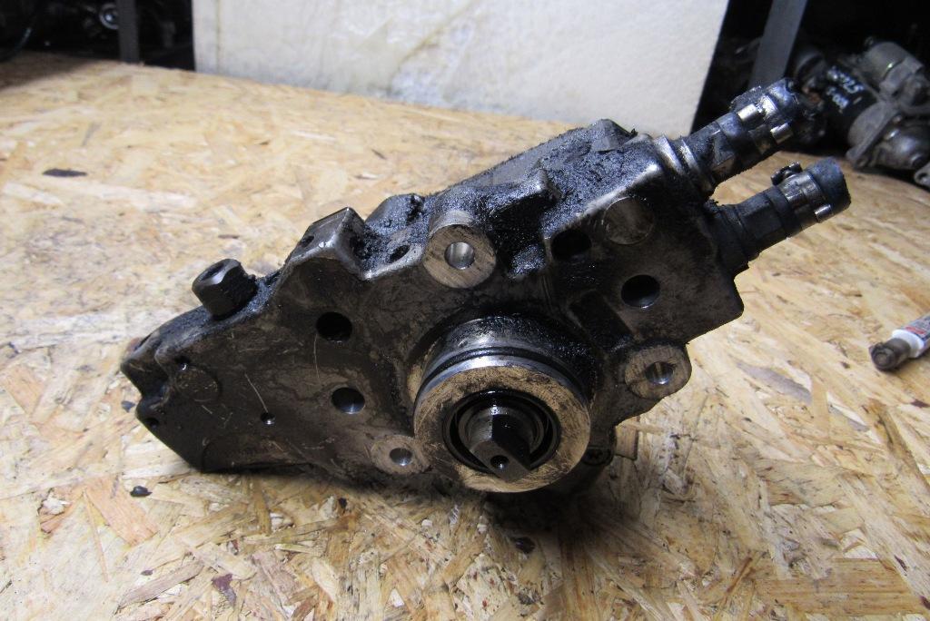 ТНВД Mercedes-Benz Vito W639 2003, 2.2 л., OM 646.982, дизель, 6460700401 - фото №1