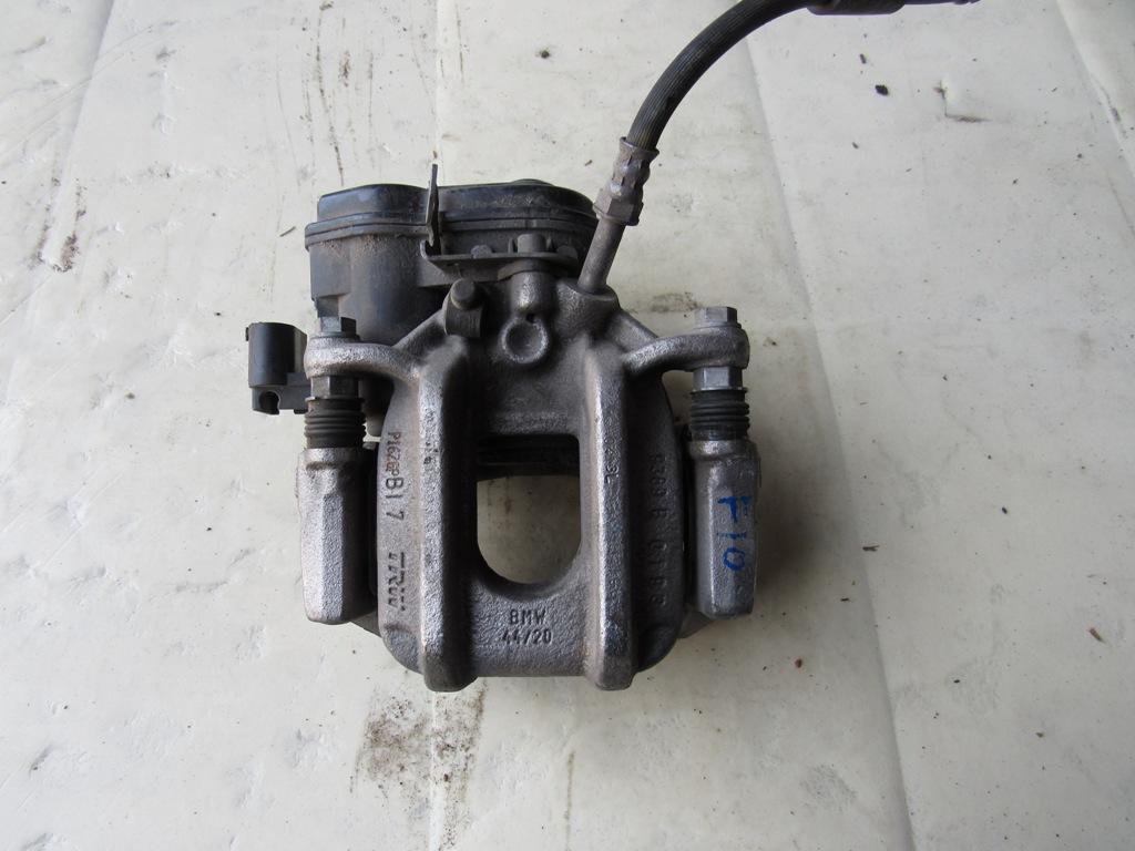 суппорт задний левый BMW 5 серия F07/F10/F11 2011, 2.0 л., бензин, седан - фото №1