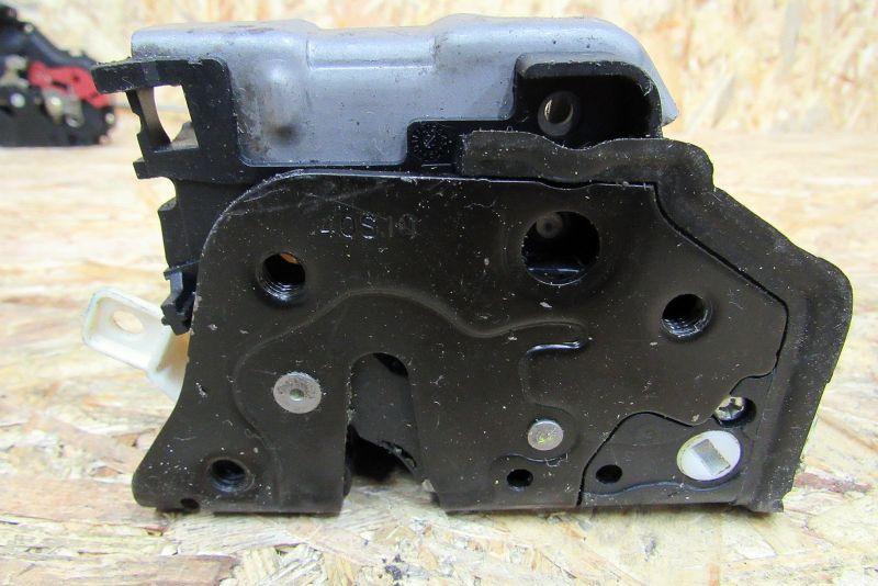 замок двери задней левой Audi Q7 4L 2008, 3.0 л., дизель, внедорожник 5 дв., 8K0839015C - фото №1