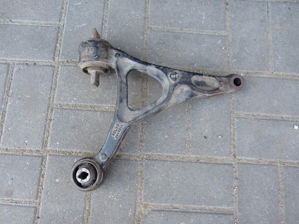 рычаг передний правый Volvo XC90 1 поколение 2006, 3.2 л., B 6324 S, бензин, универсал, 8646614 - фото №1