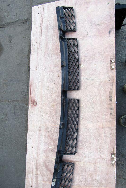 усилитель бампера заднего Volkswagen Touareg 2 поколение 2011, 3.0 л., дизель, внедорожник 5 дв., 7P6807863 - фото №1