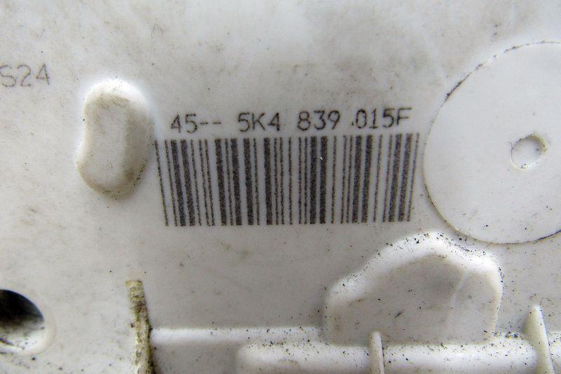 замок двери задней левой Volkswagen Golf Plus 1 поколение 2009, 1.2 л., CBZB, бензин, хетчбэк 5 дв., 5K4839015F - фото №1