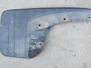 брызговик Toyota Hilux 7 поколение 2005, 2.5 л., 2KD-FTV, дизель, пикап, 76622-OK110