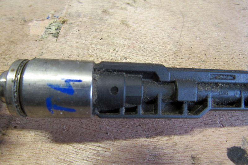 форсунка BMW 7 серия F01/F02 2008, 4.4 л., N63 B44 A, бензин, седан, 13647645956 - фото №1