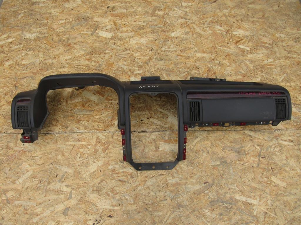 панель передняя салона (торпедо) Jeep Grand Cherokee WJ 1999, 4.7 л., бензин, внедорожник 5 дв. - фото №1