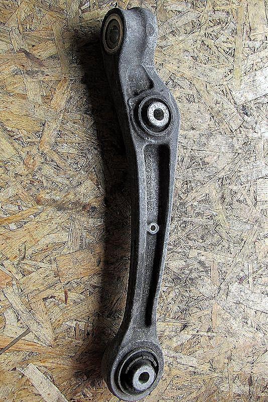 рычаг передний левый Audi Q5 8R 2008, 2.0 л., дизель, внедорожник 5 дв., 8K0407155B - фото №1