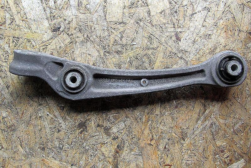 рычаг передний правый Audi A6 4G/C7 2011, 2.0 л., дизель, седан, 8K0407156C - фото №1