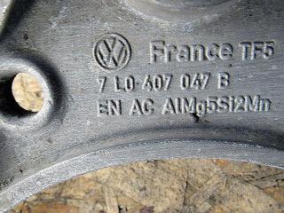 рычаг передний левый Audi Q7 4L 2006, 3.0 л., BUG, дизель, внедорожник 5 дв., 7L0407047B