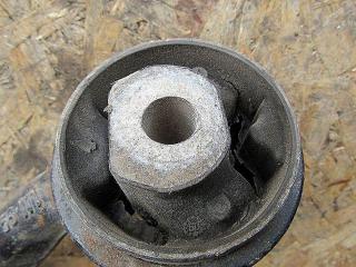 рычаг передний левый Land Rover Range Rover 3 поколение [2-й рестайлинг] 2010, 4.4 л., 448DT, дизель, внедорожник 5 дв., 6750675