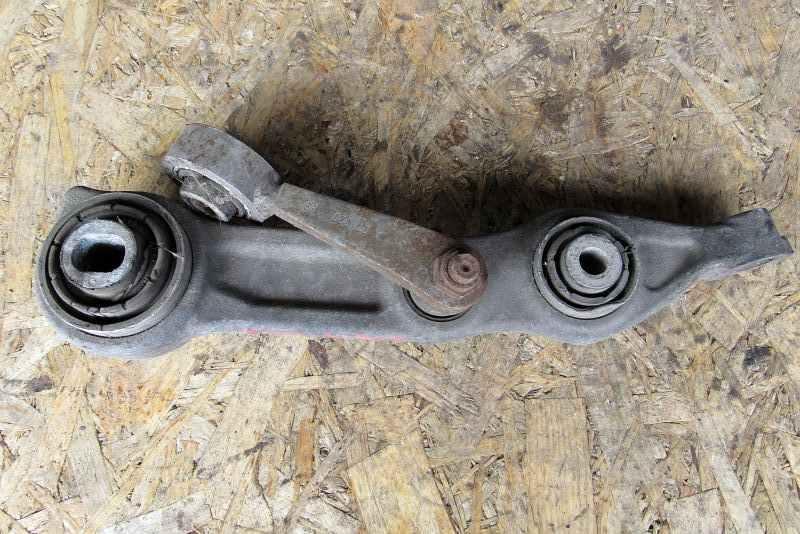 рычаг передний левый Mercedes-Benz E-Класс W211/S211 2004, 2.2 л., OM 646.951, дизель, седан, 2113309107 - фото №1